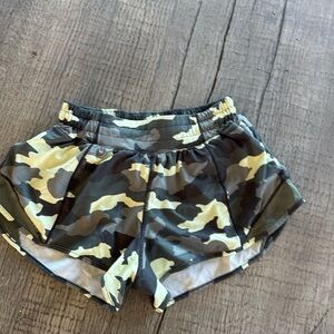 Lululemon hotty hot shorts